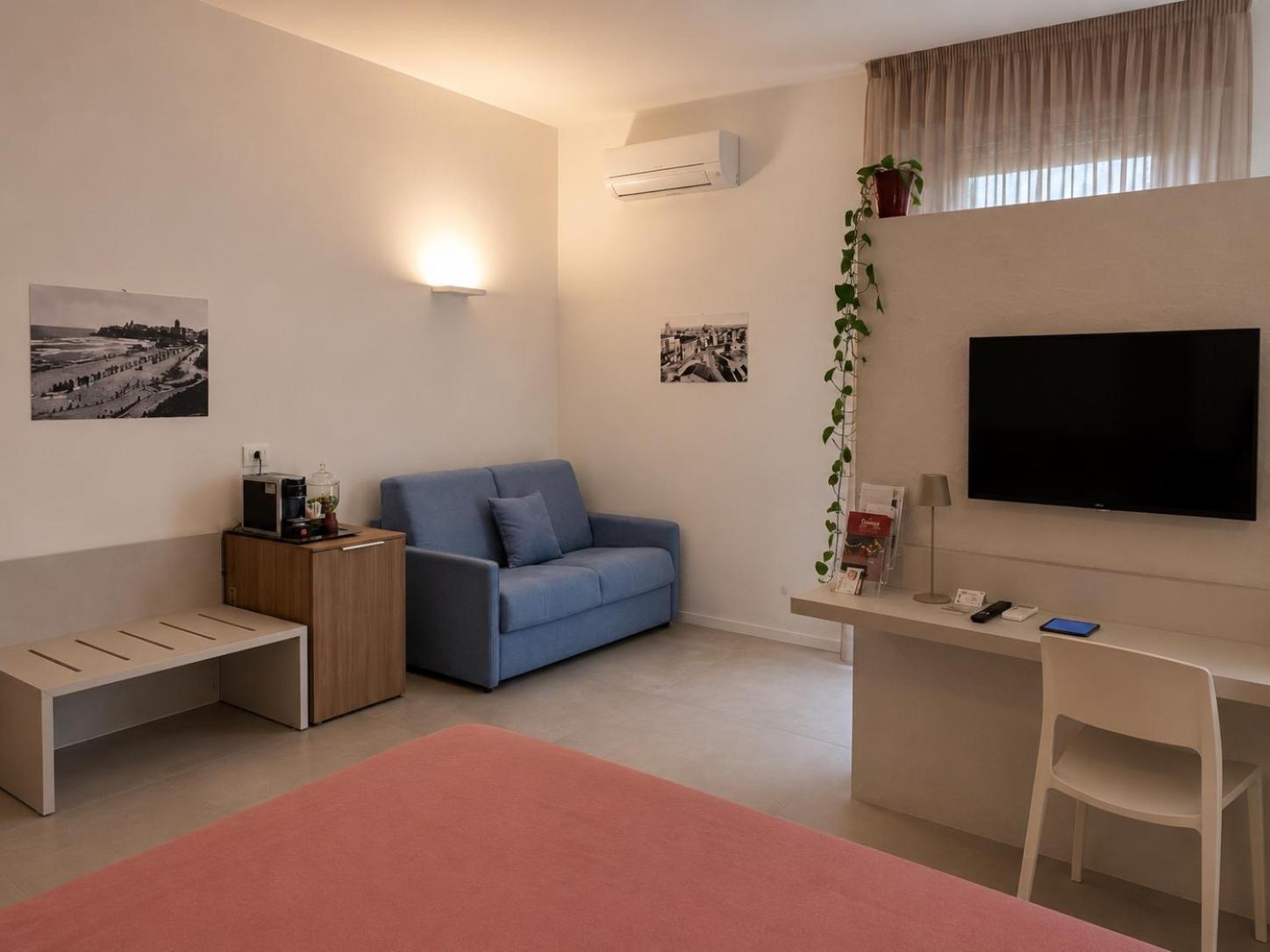 Superior Quadruple Room,1772478541:JPEG