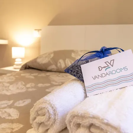 Vanda Rooms-2