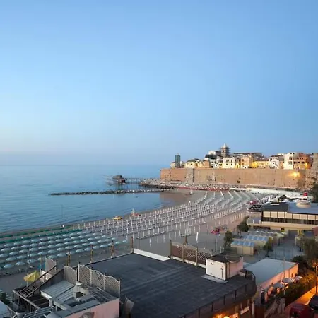 La Finestra Sul Castello B&B-2