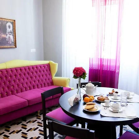 Naftalina Rooms-3